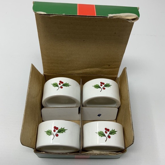 Vintage Christmas‎ Napkin Ring Set (4) Holly Red Berry Porcelain Japan W/Box - Picture 5 of 10